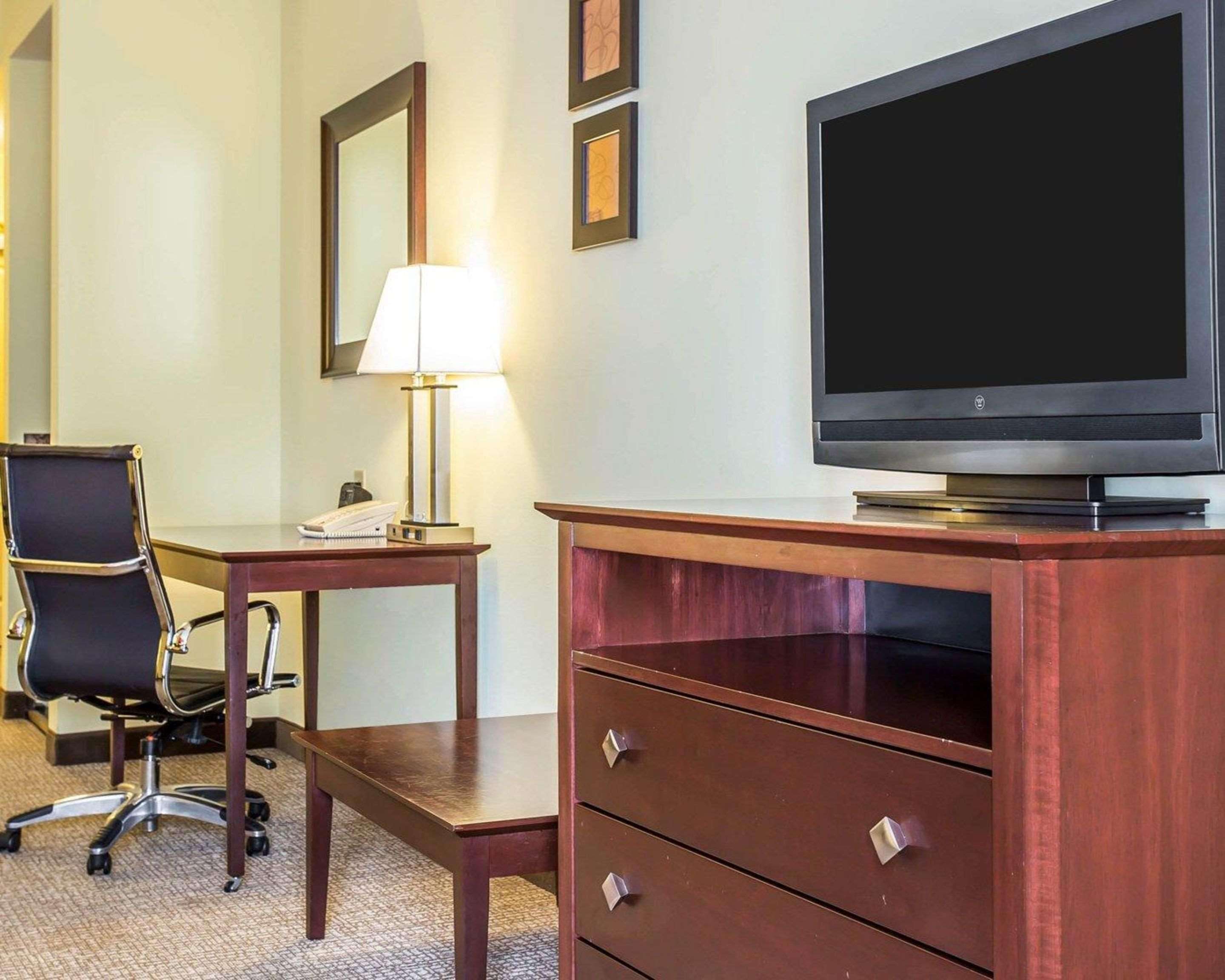 Comfort Suites Rock Hill Manchester Meadows Area Bagian luar foto