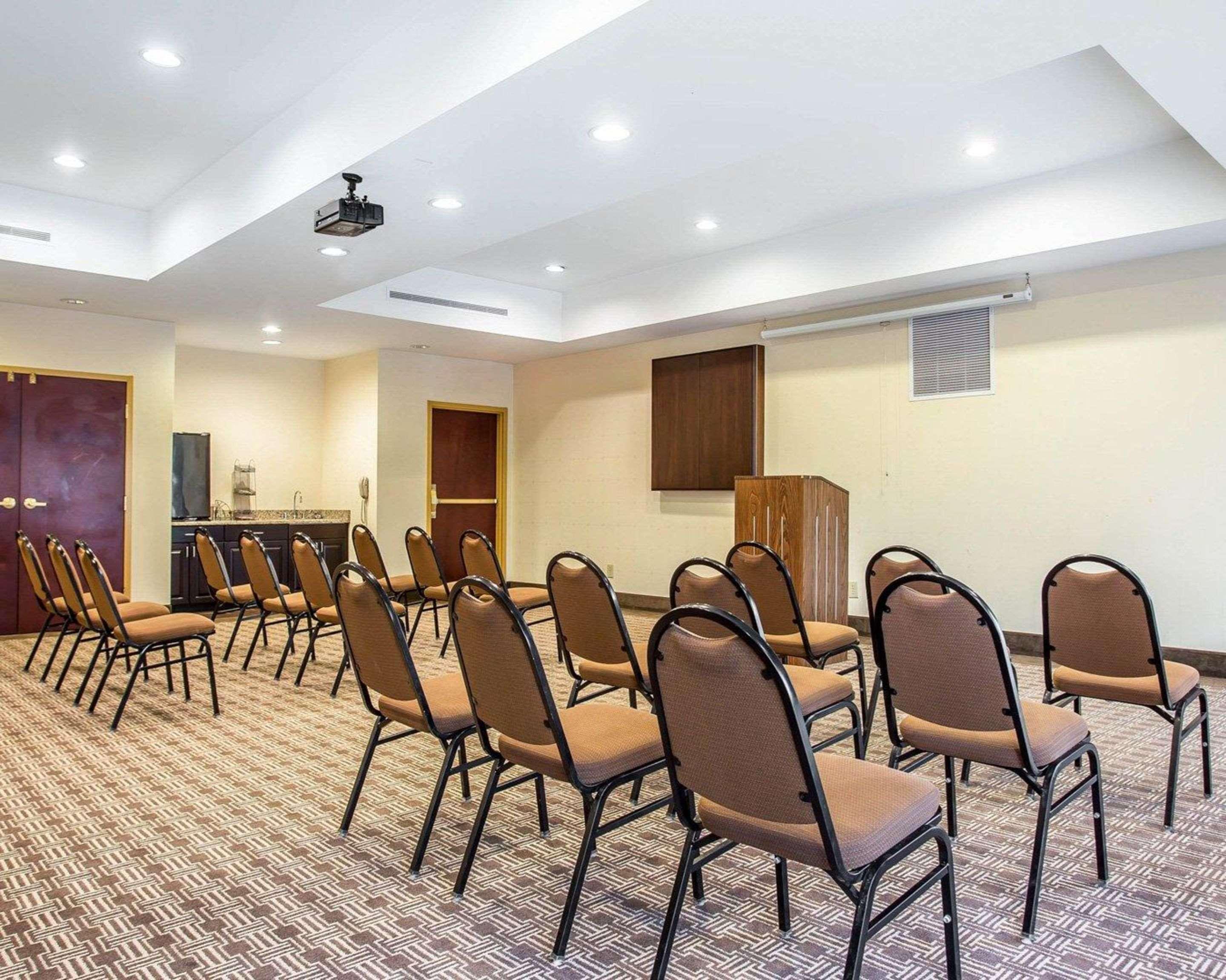 Comfort Suites Rock Hill Manchester Meadows Area Bagian luar foto